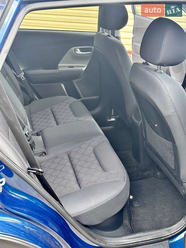 Внедорожник / Кроссовер Kia Niro 2018 в Новом Роздоле