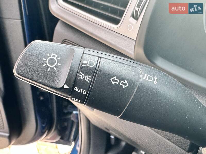 Внедорожник / Кроссовер Kia Niro 2018 в Новом Роздоле