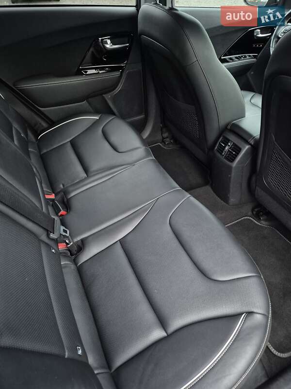 Внедорожник / Кроссовер Kia Niro 2020 в Луцке фото 27 Внедорожник / Кроссовер Kia Niro 2020 в Луцке