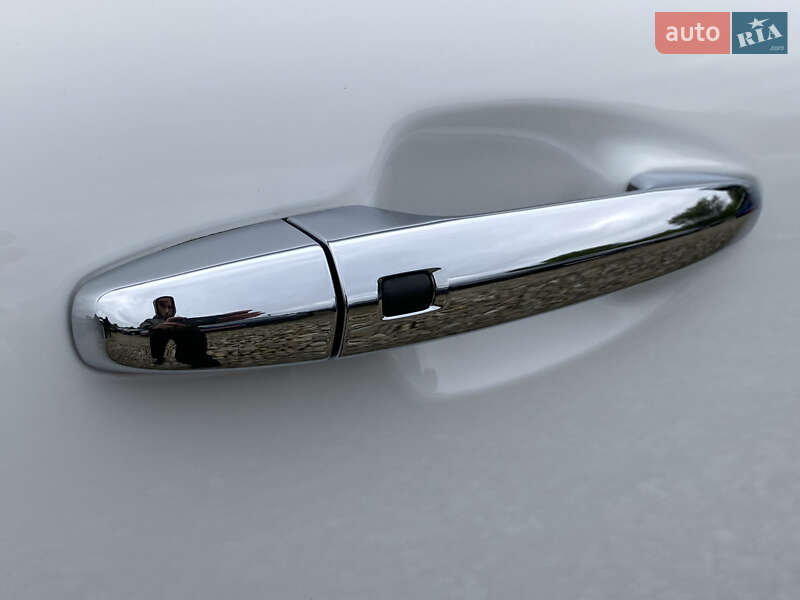 Внедорожник / Кроссовер Kia Niro 2020 в Львове