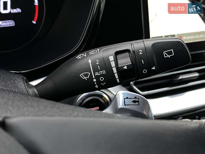 Внедорожник / Кроссовер Kia Niro 2020 в Львове