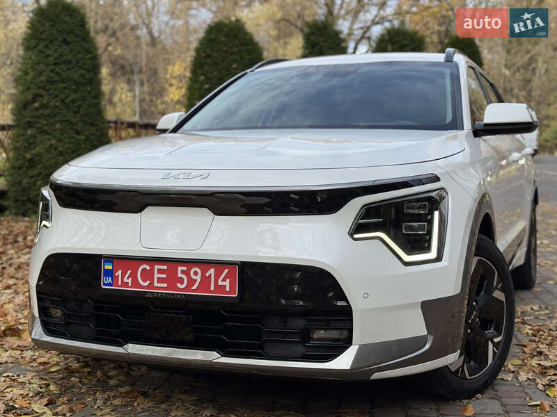 Внедорожник / Кроссовер Kia Niro 2023 в Дрогобыче