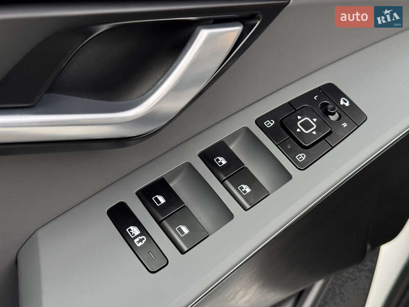 Внедорожник / Кроссовер Kia Niro 2023 в Дрогобыче