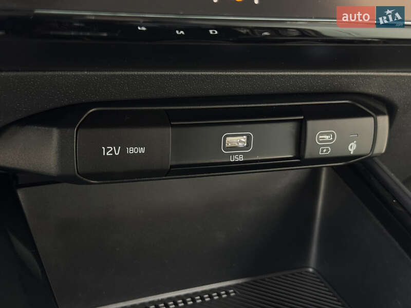 Внедорожник / Кроссовер Kia Niro 2023 в Дрогобыче