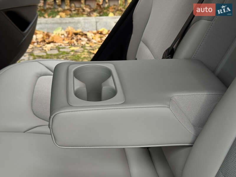 Внедорожник / Кроссовер Kia Niro 2023 в Дрогобыче