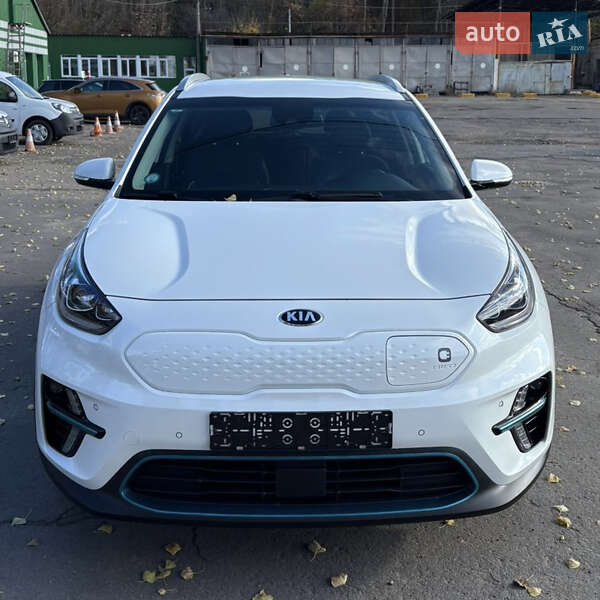 Позашляховик / Кросовер Kia Niro 2020 в Києві фото 8 Позашляховик / Кросовер Kia Niro 2020 в Києві