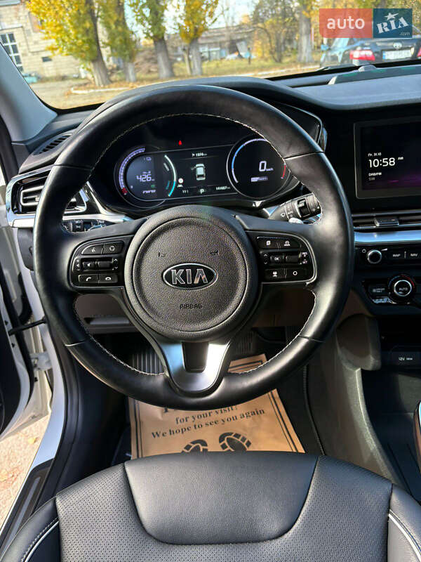 Позашляховик / Кросовер Kia Niro 2020 в Києві фото 18 Позашляховик / Кросовер Kia Niro 2020 в Києві