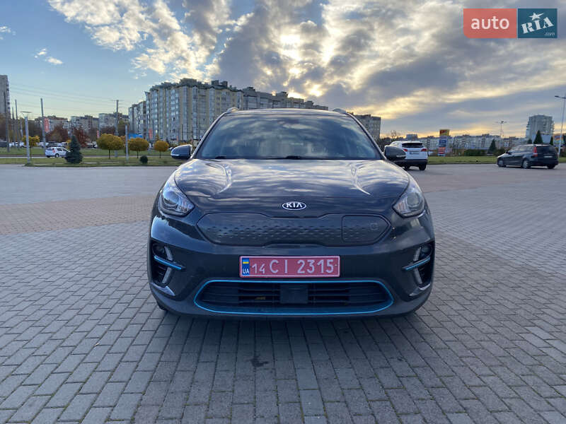 Внедорожник / Кроссовер Kia Niro 2019 в Львове фото 2 Внедорожник / Кроссовер Kia Niro 2019 в Львове