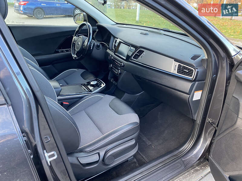 Внедорожник / Кроссовер Kia Niro 2019 в Львове фото 15 Внедорожник / Кроссовер Kia Niro 2019 в Львове