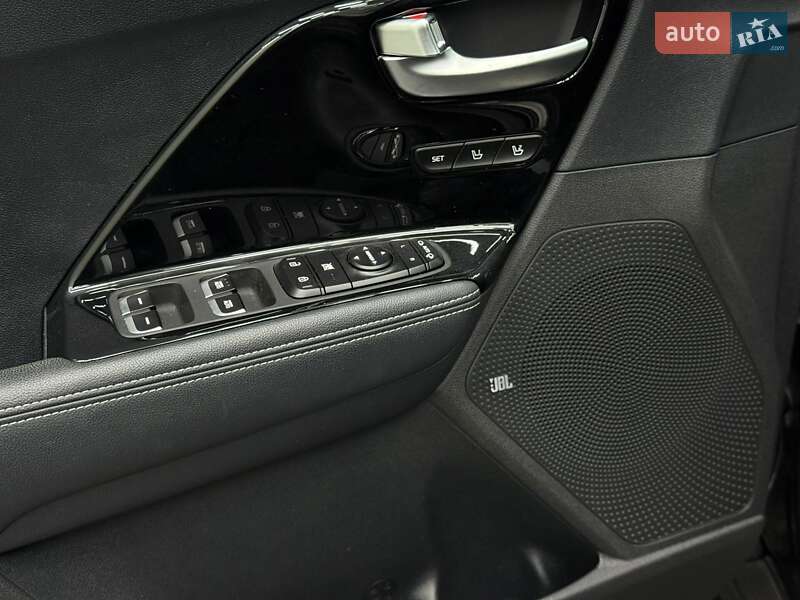 Внедорожник / Кроссовер Kia Niro 2019 в Луцке фото 16 Внедорожник / Кроссовер Kia Niro 2019 в Луцке