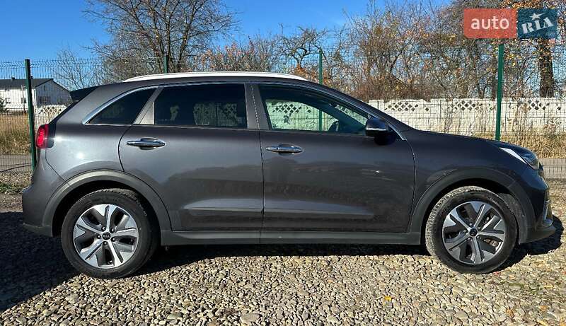 Внедорожник / Кроссовер Kia Niro 2020 в Львове фото 26 Внедорожник / Кроссовер Kia Niro 2020 в Львове