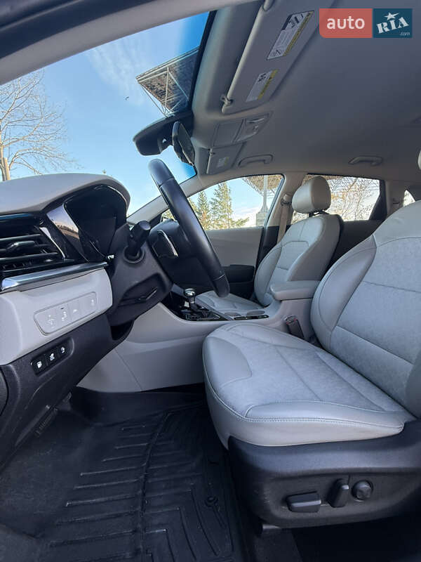 Позашляховик / Кросовер Kia Niro 2020 в Львові