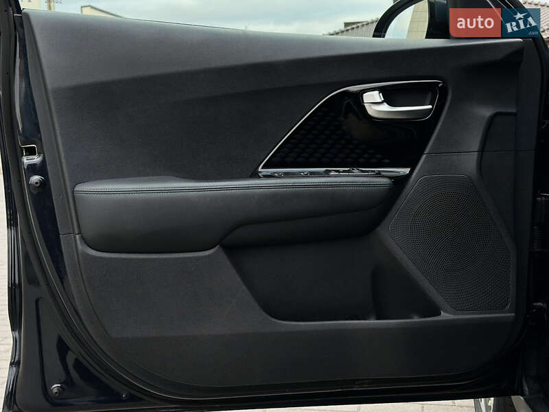 Внедорожник / Кроссовер Kia Niro 2022 в Ровно