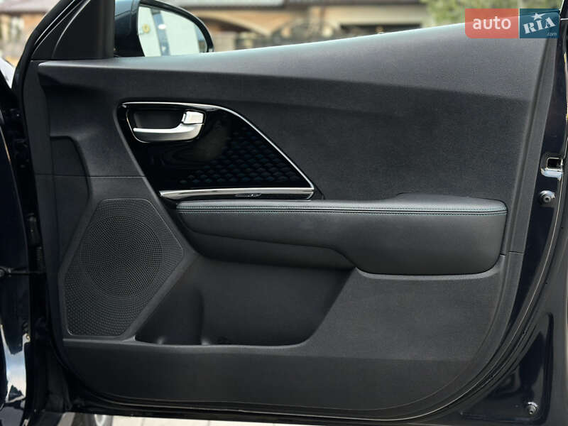 Внедорожник / Кроссовер Kia Niro 2022 в Ровно