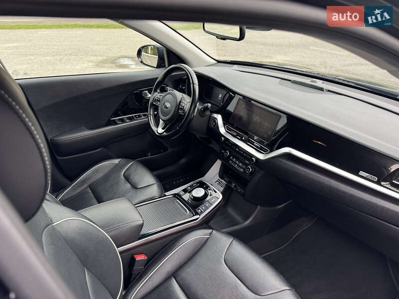 Внедорожник / Кроссовер Kia Niro 2020 в Дубно