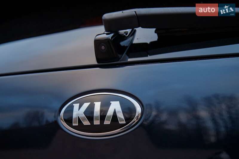 Внедорожник / Кроссовер Kia Niro 2020 в Бердичеве