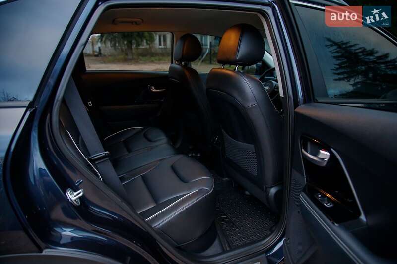 Внедорожник / Кроссовер Kia Niro 2020 в Бердичеве