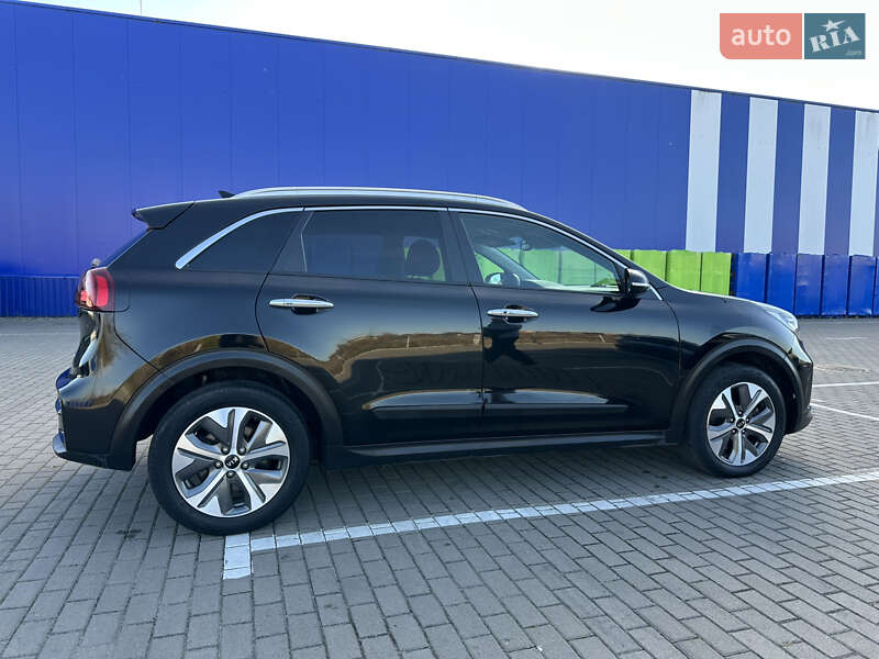 Внедорожник / Кроссовер Kia Niro 2020 в Дубно фото 11 Внедорожник / Кроссовер Kia Niro 2020 в Дубно