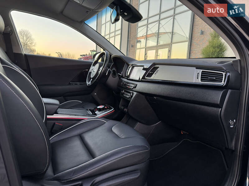 Внедорожник / Кроссовер Kia Niro 2019 в Тернополе фото 5 Внедорожник / Кроссовер Kia Niro 2019 в Тернополе