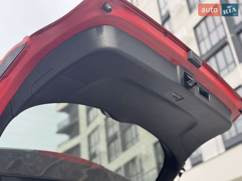 Внедорожник / Кроссовер Kia Niro 2019 в Ровно фото 64 Внедорожник / Кроссовер Kia Niro 2019 в Ровно