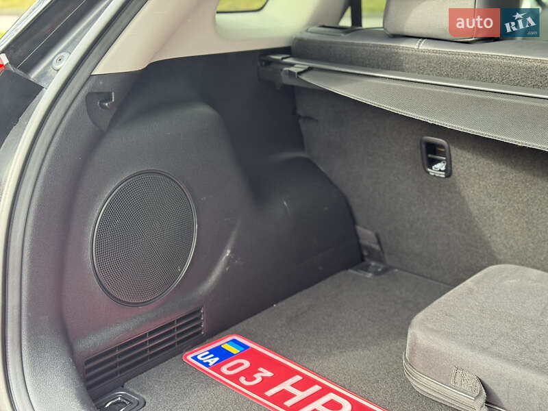 Внедорожник / Кроссовер Kia Niro 2019 в Ровно фото 62 Внедорожник / Кроссовер Kia Niro 2019 в Ровно