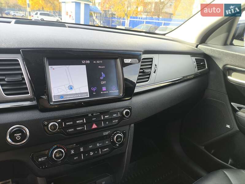 Внедорожник / Кроссовер Kia Niro 2018 в Ужгороде