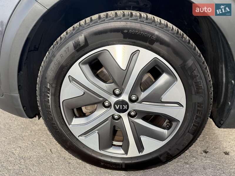 Внедорожник / Кроссовер Kia Niro 2020 в Ровно