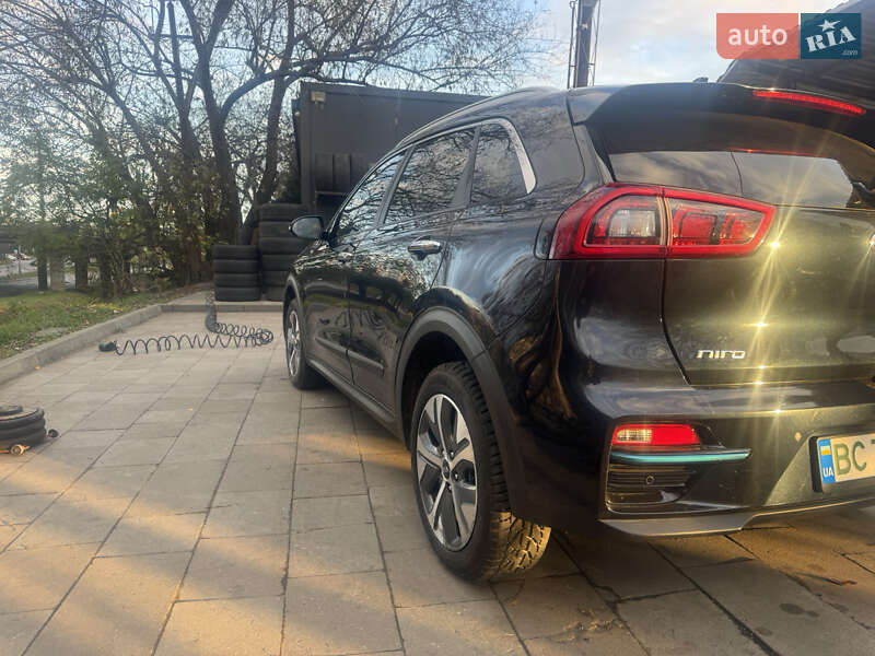 Внедорожник / Кроссовер Kia Niro 2019 в Львове
