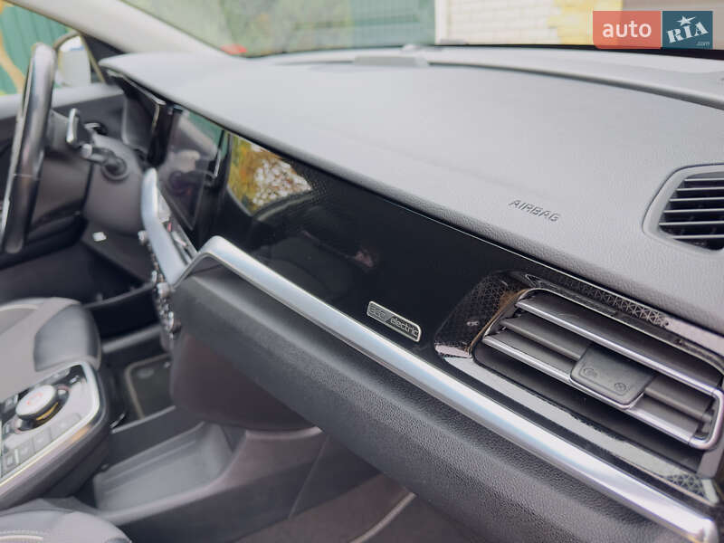 Внедорожник / Кроссовер Kia Niro 2021 в Казатине