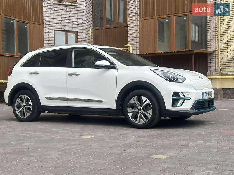 Внедорожник / Кроссовер Kia Niro 2020 в Тернополе