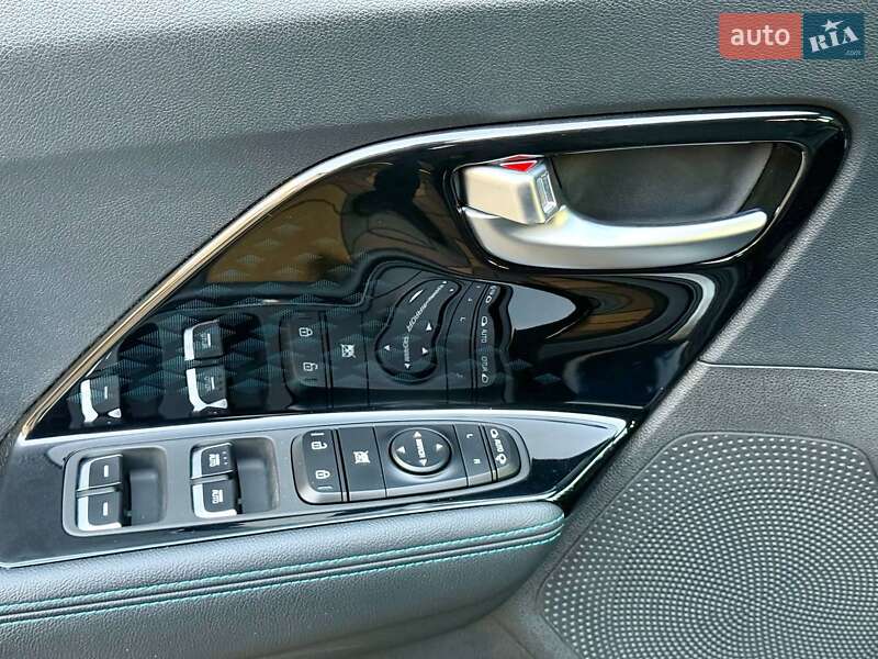 Внедорожник / Кроссовер Kia Niro 2021 в Самборе фото 12 Внедорожник / Кроссовер Kia Niro 2021 в Самборе