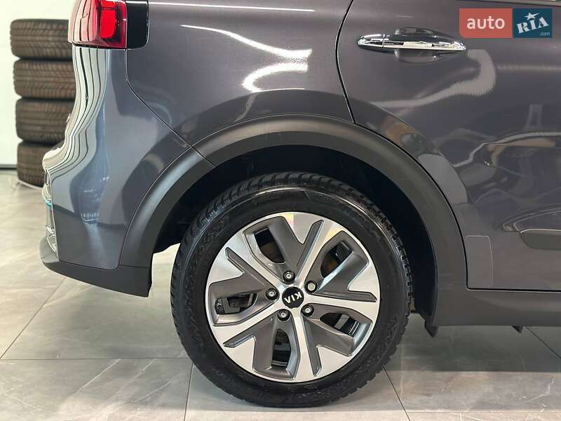 Внедорожник / Кроссовер Kia Niro 2020 в Львове фото 8 Внедорожник / Кроссовер Kia Niro 2020 в Львове