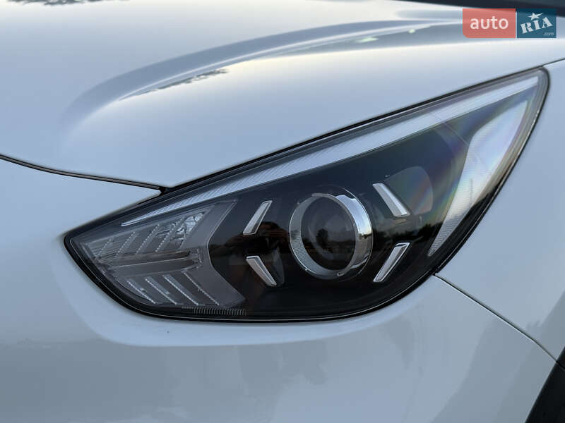 Внедорожник / Кроссовер Kia Niro 2020 в Новой Ушице