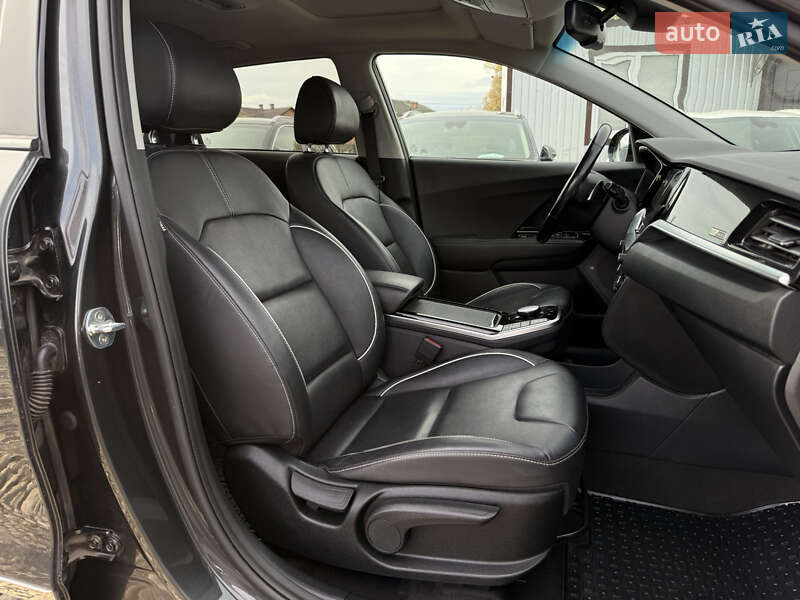 Внедорожник / Кроссовер Kia Niro 2021 в Львове