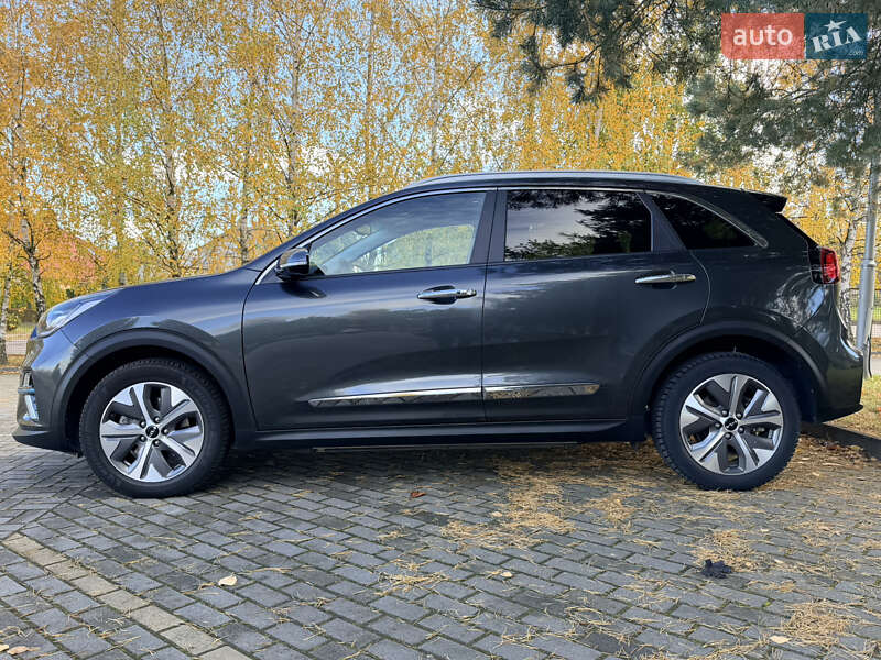 Внедорожник / Кроссовер Kia Niro 2022 в Дрогобыче фото 9 Внедорожник / Кроссовер Kia Niro 2022 в Дрогобыче