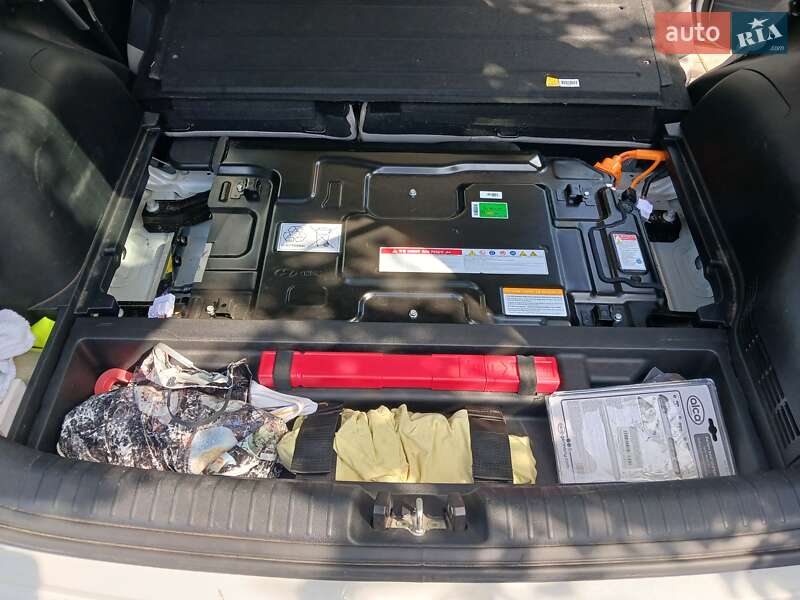 Внедорожник / Кроссовер Kia Niro 2019 в Чернигове фото 9 Внедорожник / Кроссовер Kia Niro 2019 в Чернигове