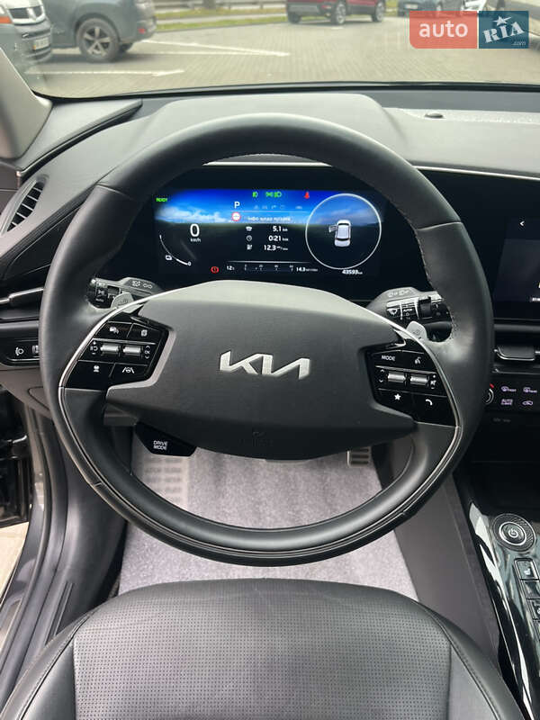 Внедорожник / Кроссовер Kia Niro 2023 в Ровно