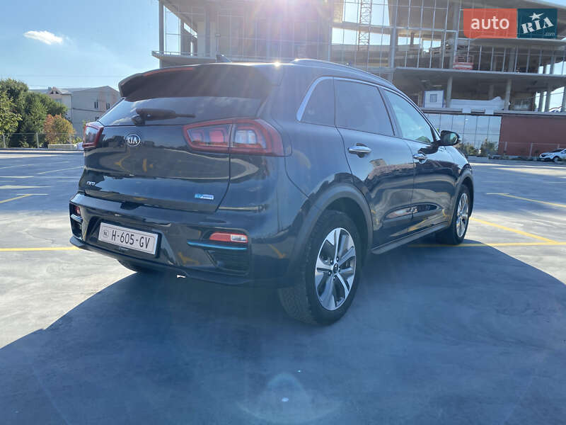 Позашляховик / Кросовер Kia Niro 2019 в Тернополі