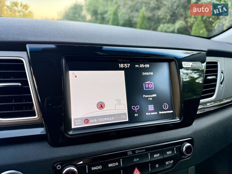 Внедорожник / Кроссовер Kia Niro 2019 в Бердичеве фото 57 Внедорожник / Кроссовер Kia Niro 2019 в Бердичеве