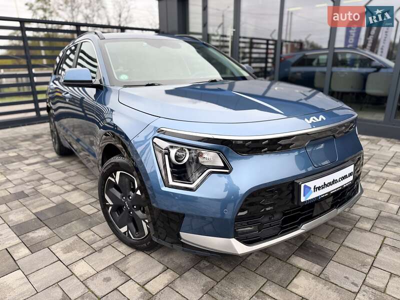 Внедорожник / Кроссовер Kia Niro 2023 в Ровно