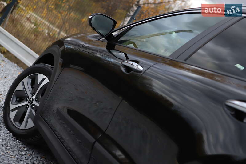 Внедорожник / Кроссовер Kia Niro 2020 в Дрогобыче