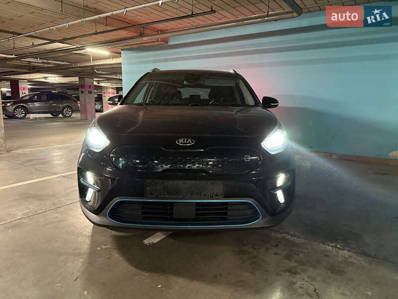 Внедорожник / Кроссовер Kia Niro 2020 в Киеве