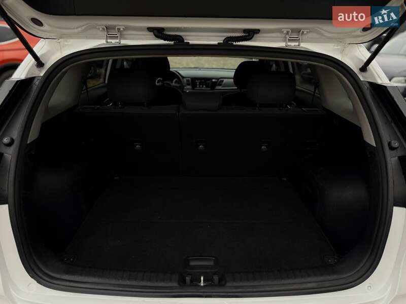 Внедорожник / Кроссовер Kia Niro 2019 в Львове фото 26 Внедорожник / Кроссовер Kia Niro 2019 в Львове