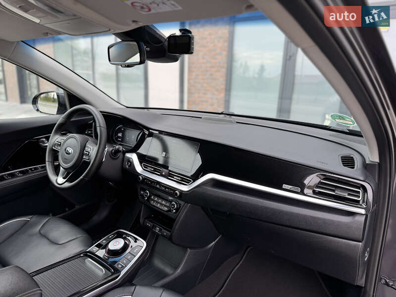 Позашляховик / Кросовер Kia Niro 2020 в Тернополі