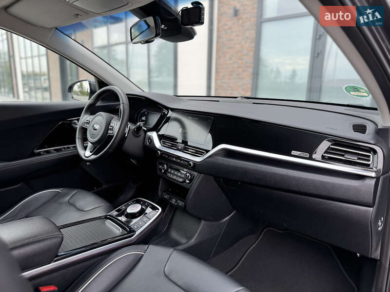 Позашляховик / Кросовер Kia Niro 2020 в Тернополі