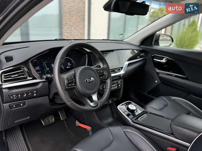 Позашляховик / Кросовер Kia Niro 2020 в Тернополі