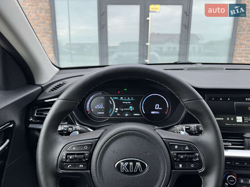 Позашляховик / Кросовер Kia Niro 2020 в Тернополі
