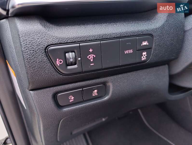 Внедорожник / Кроссовер Kia Niro 2021 в Тернополе