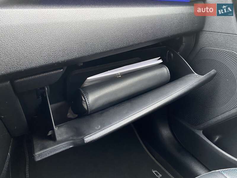 Внедорожник / Кроссовер Kia Niro 2021 в Львове