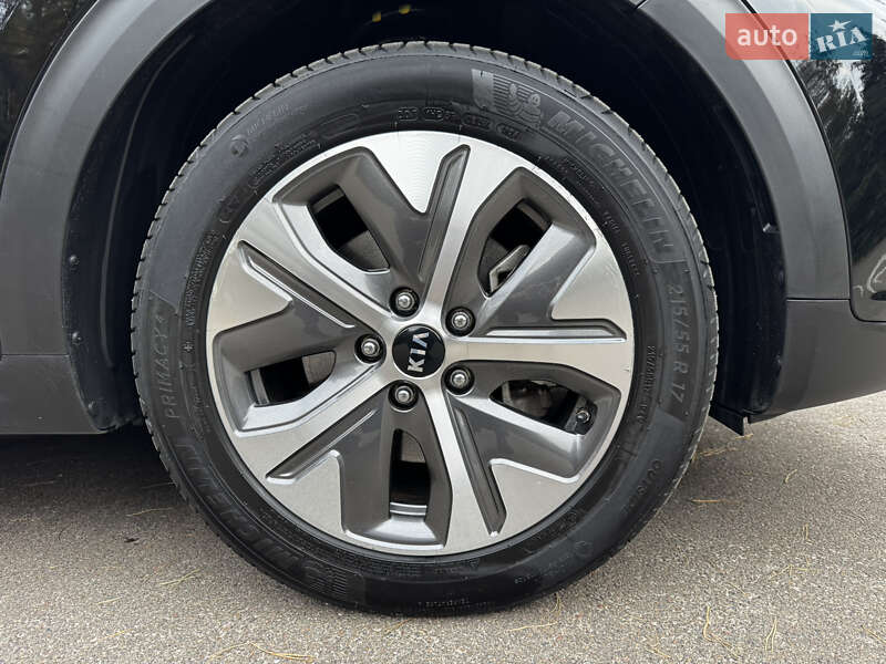 Позашляховик / Кросовер Kia Niro 2020 в Києві
